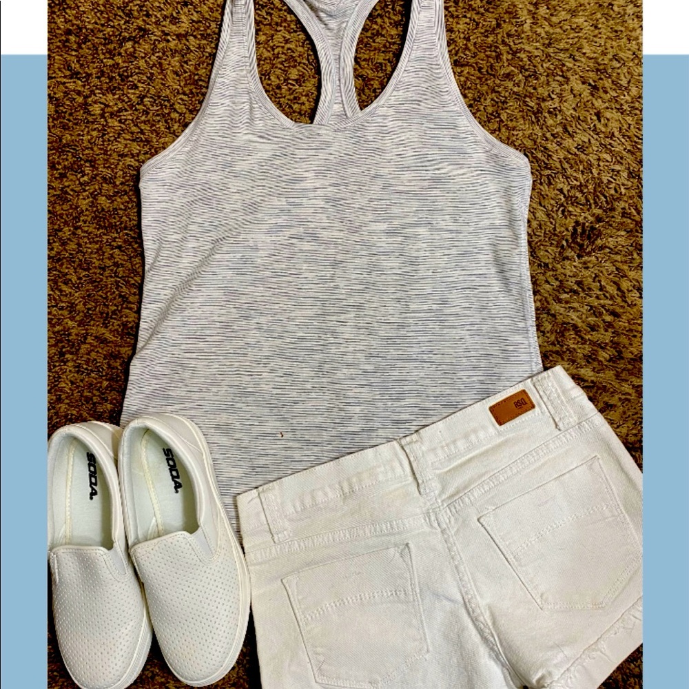 EUC Distressed White Jean Shorty Shorts Size 7